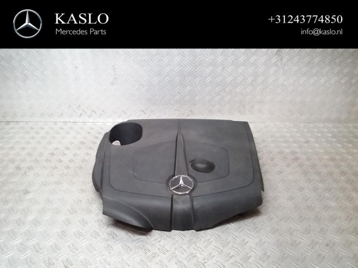 Engine protection panel from a Mercedes-Benz B (W246,242) 1.8 B-180 CDI BlueEFFICIENCY 16V 2012