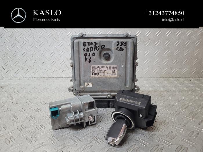 Used Ignition lock + computer Mercedes E (R207) E-350 CDI V6 24V Price € 350,00 Margin scheme offered by kaslo auto parts