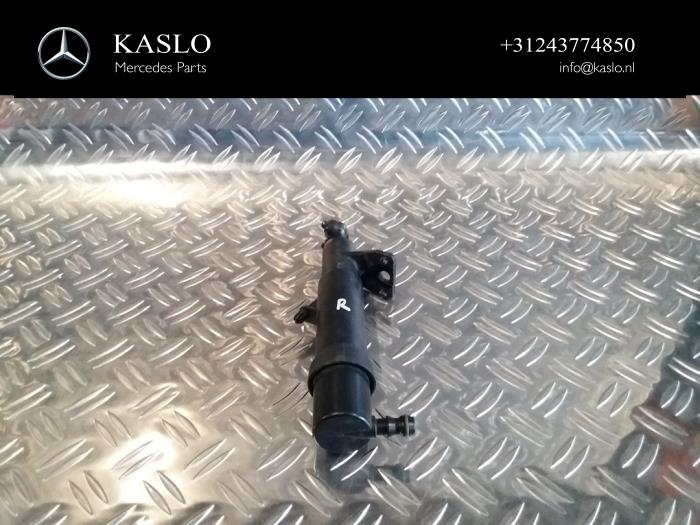Headlight washer Mercedes CLK 2.6 240 V6 18V A2098600247 MERCEDES