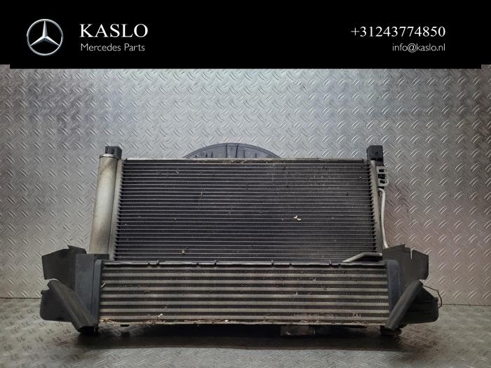 Usados Intercooler Mercedes SLK (R171) 1.8 200 K 16V Precio € 30,00 Norma de margen ofrecido por kaslo auto parts