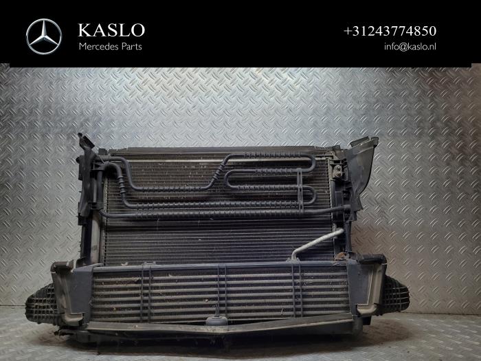 Usados Intercooler Mercedes C (W204) 1.8 C-180 CGI 16V Precio € 50,00 Norma de margen ofrecido por kaslo auto parts