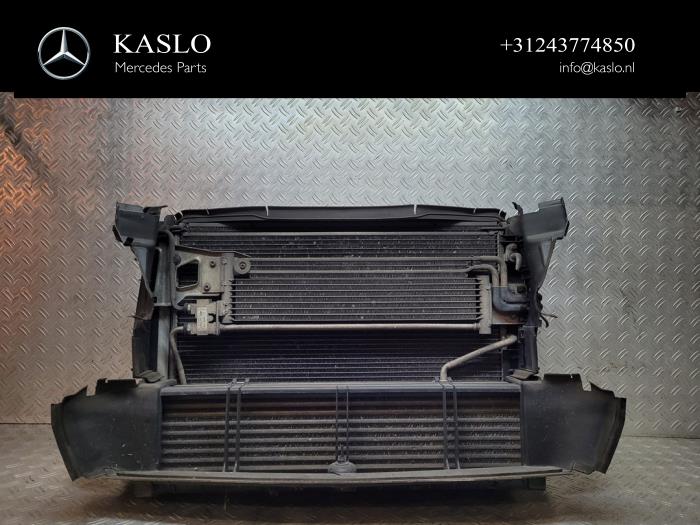 Usados Intercooler Mercedes E (W212) E-350 CDI BlueEfficiency 3.0 V6 24V Precio € 50,00 Norma de margen ofrecido por kaslo auto parts