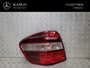 Used Taillight, left Mercedes ML II (164/4JG) 3.0 ML-350 CDI BlueTec 4-Matic V6 24V Price € 150,00 Margin scheme offered by kaslo auto parts