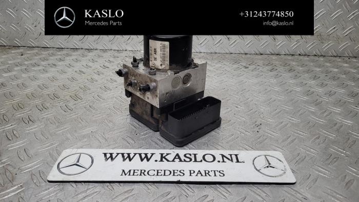 Używane Pompa ABS Mercedes C (C204) 2.2 C-220 CDI 16V BlueEfficiency Cena € 100,00 Procedura marży oferowane przez kaslo auto parts