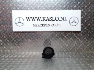 Usados Medidor de masa de aire Mercedes SLK (R171) 1.8 200 K 16V Precio € 75,00 Norma de margen ofrecido por kaslo auto parts