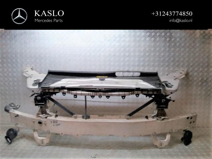 Begagnade Front Mercedes C Estate (S205) C-350 e 2.0 16V Pris € 600,00 Marginaltabell erbjuds av kaslo auto parts