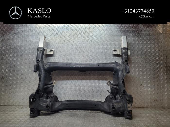 Used Subframe Mercedes C (W205) C-300d 2.0 Turbo 16V Price € 175,00 Margin scheme offered by kaslo auto parts
