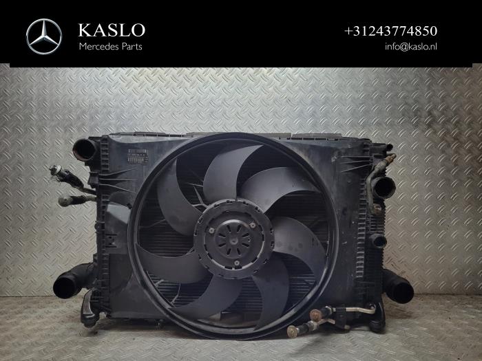 Gebrauchte Kühler Mercedes E (W212) E-350 CDI V6 24V BlueEfficiency Preis € 150,00 Margenregelung angeboten von kaslo auto parts