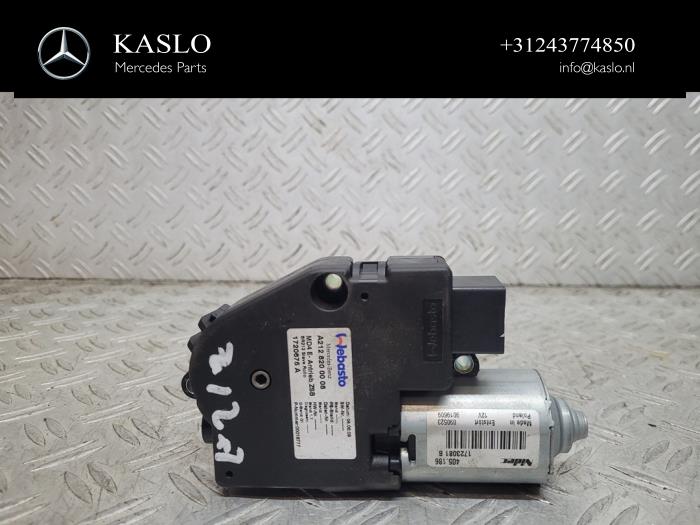Używane Silnik szyberdachu Mercedes E (W212) E-350 CDI V6 24V BlueEfficiency Cena € 100,00 Procedura marży oferowane przez kaslo auto parts