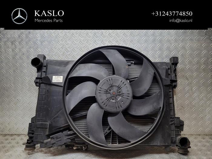 Gebrauchte Kühlerventilator Mercedes SLK (R171) 3.0 280 V6 24V Preis € 150,00 Margenregelung angeboten von kaslo auto parts