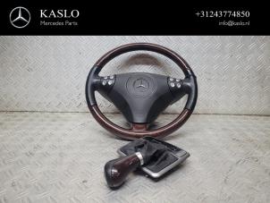 Used Steering wheel Mercedes SLK (R171) 1.8 200 K 16V Price € 350,00 Margin scheme offered by kaslo auto parts