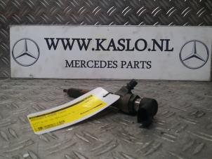 Usagé Injecteurs Mercedes A (W176) 1.5 A-180 CDI, A-180d 16V Prix € 100,00 Règlement à la marge proposé par kaslo auto parts