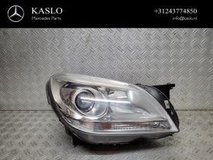 Used Headlight, right Mercedes SLK (R172) 1.8 250 16V BlueEFFICIENCY Price € 250,00 Margin scheme offered by kaslo auto parts