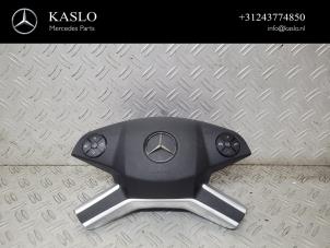 Used Left airbag (steering wheel) Mercedes ML II (164/4JG) 3.0 ML-300 CDI 4-Matic V6 24V Price € 250,00 Margin scheme offered by kaslo auto parts