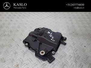 Used Automatic gearbox computer Mercedes ML II (164/4JG) 3.0 ML-300 CDI 4-Matic V6 24V Price € 300,00 Margin scheme offered by kaslo auto parts