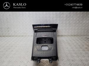 Used Middle console Mercedes A (177.0) 1.3 A-200 Turbo 16V Price € 150,00 Margin scheme offered by kaslo auto parts