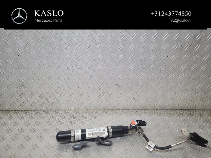 Używane Generator gazu Mercedes A (177.0) 1.3 A-200 Turbo 16V Cena € 100,00 Procedura marży oferowane przez kaslo auto parts