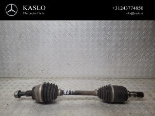 Used Front drive shaft, left Mercedes ML II (164/4JG) 3.0 ML-350 CDI BlueTec 4-Matic V6 24V Price € 100,00 Margin scheme offered by kaslo auto parts