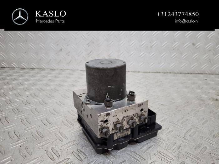 Usagé Bloc ABS Mercedes E (W212) E-350 CGI V6 24V BlueEfficiency Prix € 50,00 Règlement à la marge proposé par kaslo auto parts
