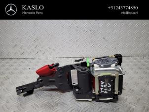 Used Front seatbelt, left Mercedes C (W204) 3.0 C-350 CDI V6 24V Price € 100,00 Margin scheme offered by kaslo auto parts