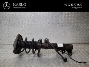 Used Front shock absorber rod, right Mercedes SLK (R172) 1.8 250 16V BlueEFFICIENCY Price € 150,00 Margin scheme offered by kaslo auto parts