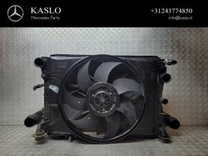 Used Radiator fan Mercedes SLK (R172) 1.8 250 16V BlueEFFICIENCY Price € 200,00 Margin scheme offered by kaslo auto parts