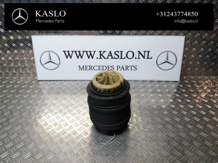 Begagnade Luftfjäder Mercedes E Estate (S212) E-250 CDI 16V BlueEfficiency Pris € 100,00 Marginaltabell erbjuds av kaslo auto parts