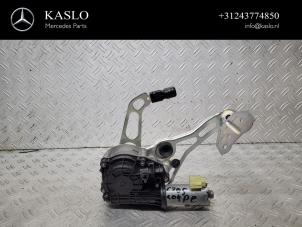 Used Tailgate motor Mercedes C (C205) C-250d 2.2 16V BlueTEC Price € 150,00 Margin scheme offered by kaslo auto parts