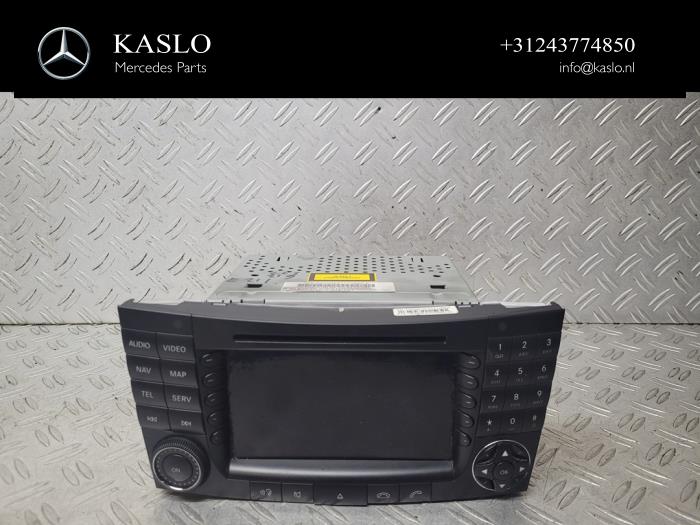 Używane System nawigacji Mercedes CLS (C219) 350 3.5 V6 18V Cena € 200,00 Procedura marży oferowane przez kaslo auto parts