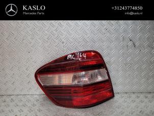 Used Taillight, left Mercedes ML II (164/4JG) 3.0 ML-300 CDI 4-Matic V6 24V Price € 150,00 Margin scheme offered by kaslo auto parts
