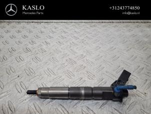 Used Injector (diesel) Mercedes E (W213) E-300d 2.0 Turbo 16V Price € 150,00 Margin scheme offered by kaslo auto parts