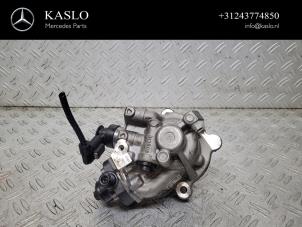 Used High pressure pump Mercedes E (W213) E-300d 2.0 Turbo 16V Price € 300,00 Margin scheme offered by kaslo auto parts