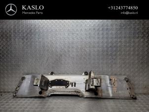 Used Gearbox mount Mercedes ML III (166) 2.1 ML-250 CDI 16V BlueTEC 4-Matic Price € 50,00 Margin scheme offered by kaslo auto parts