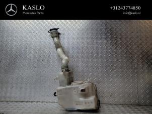 Used Front windscreen washer reservoir Mercedes ML III (166) 2.1 ML-250 CDI 16V BlueTEC 4-Matic Price € 75,00 Margin scheme offered by kaslo auto parts