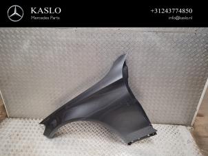 Used Front wing, left Mercedes C (W205) C-200 2.0 CGI 16V Price € 350,00 Margin scheme offered by kaslo auto parts