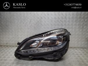 Used Headlight, left Mercedes E (W212) E-220 CDI 16V BlueEfficiency Price € 750,00 Margin scheme offered by kaslo auto parts