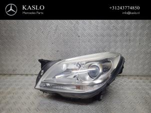 Used Headlight, left Mercedes SLK (R172) 2.1 250 CDI 16V BlueEFFICIENCY Price € 250,00 Margin scheme offered by kaslo auto parts