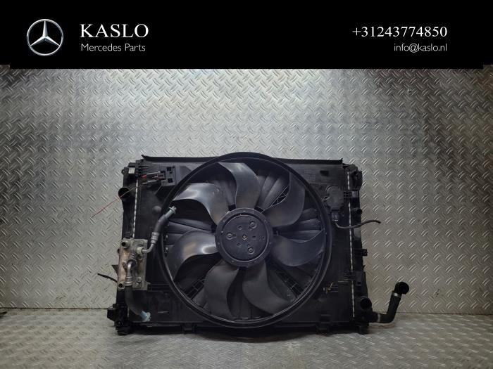 Used Radiator Mercedes C (W205) C-220 2.2 CDI BlueTEC, C-220 d 16V Price € 150,00 Margin scheme offered by kaslo auto parts