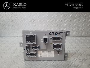 Used Comfort Module Mercedes C (W205) C-200 2.0 CGI 16V Price € 75,00 Margin scheme offered by kaslo auto parts