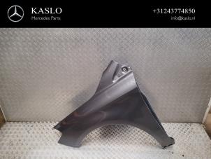Used Front wing, left Mercedes B (W246,242) 1.5 B-180 CDI 16V Price € 250,00 Margin scheme offered by kaslo auto parts