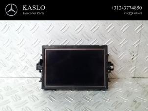 Used Interior display Mercedes SLK (R172) 1.8 200 16V BlueEFFICIENCY Price € 100,00 Margin scheme offered by kaslo auto parts