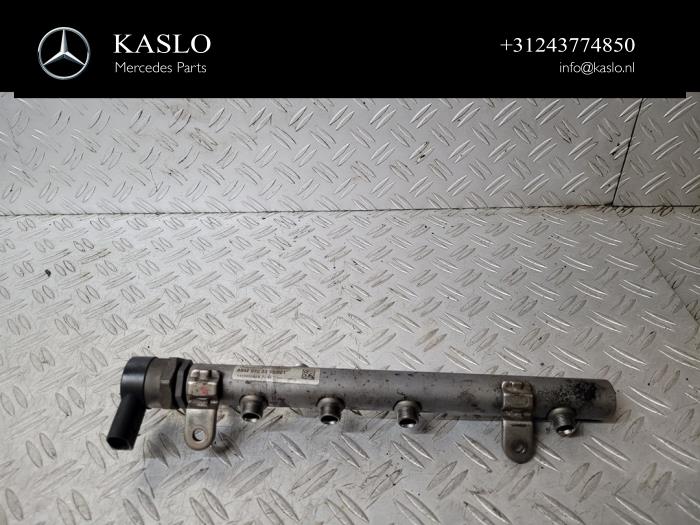 Usagé Système d'injection Mercedes CLS (C218) 350 CDI BlueEfficiency 3.0 V6 24V Prix € 50,00 Règlement à la marge proposé par kaslo auto parts