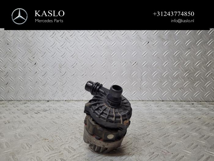 Begagnade Vattenpump Mercedes C (W205) C-350 e 2.0 16V Pris € 150,00 Marginaltabell erbjuds av kaslo auto parts