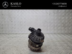Used Water pump Mercedes C (W205) C-350 e 2.0 16V Price € 150,00 Margin scheme offered by kaslo auto parts