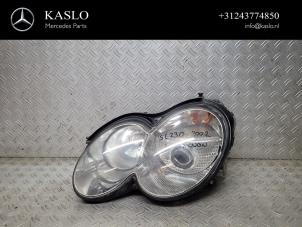 Used Headlight, left Mercedes SL (R230) 5.0 SL-500 V8 24V Price € 750,00 Margin scheme offered by kaslo auto parts