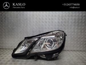 Used Headlight, left Mercedes E (W212) E-220 CDI 16V BlueEfficiency Price € 750,00 Margin scheme offered by kaslo auto parts