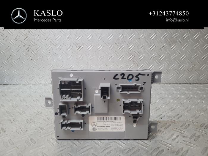 Używane Modul Comfort Mercedes C (W205) C-350 e 2.0 16V Cena € 50,00 Procedura marży oferowane przez kaslo auto parts