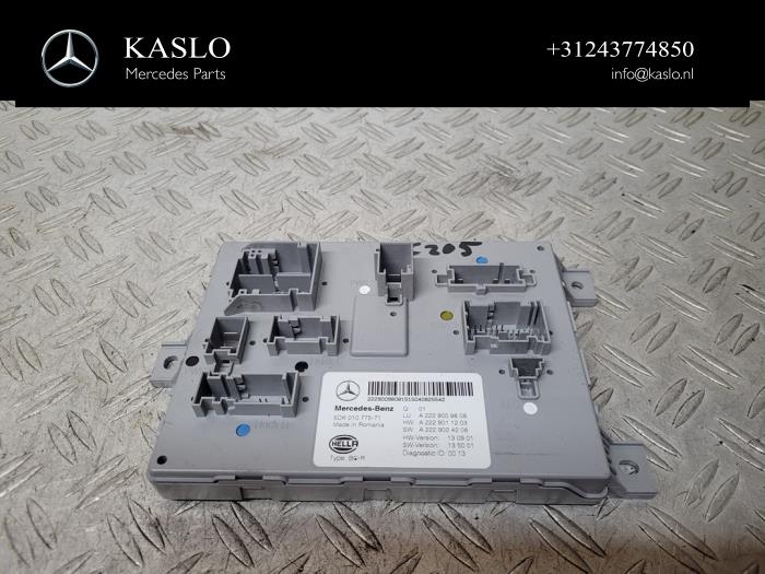 Używane Modul Comfort Mercedes C Estate (S205) C-300 CDI BlueTEC HYBRID, C-300 h 2.2 16V Cena € 75,00 Procedura marży oferowane przez kaslo auto parts