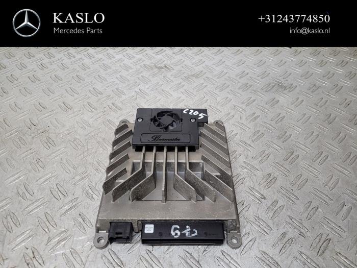 Radio amplifier from a Mercedes-Benz C Estate (S205) C-300 CDI BlueTEC HYBRID, C-300 h 2.2 16V 2015
