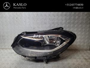 Used Headlight, left Mercedes B (W246,242) 1.6 B-180 BlueEFFICIENCY Turbo 16V Price € 200,00 Margin scheme offered by kaslo auto parts